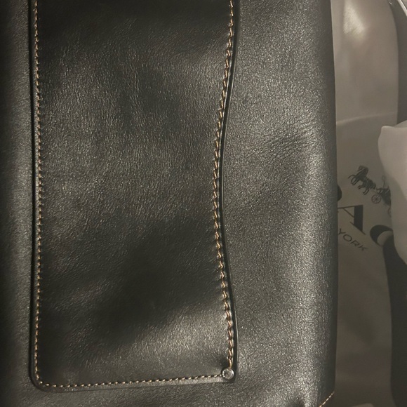 Coach Western Tabby (Like New) 
Two straps and dustbag included - Picture 7 of 11